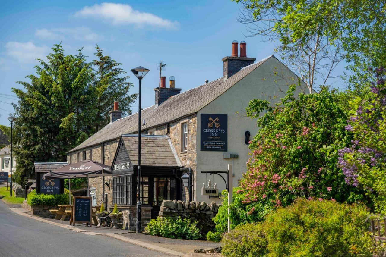 Cross Keys Inn Ettrickbridge Ettrickbridge End Exterior foto