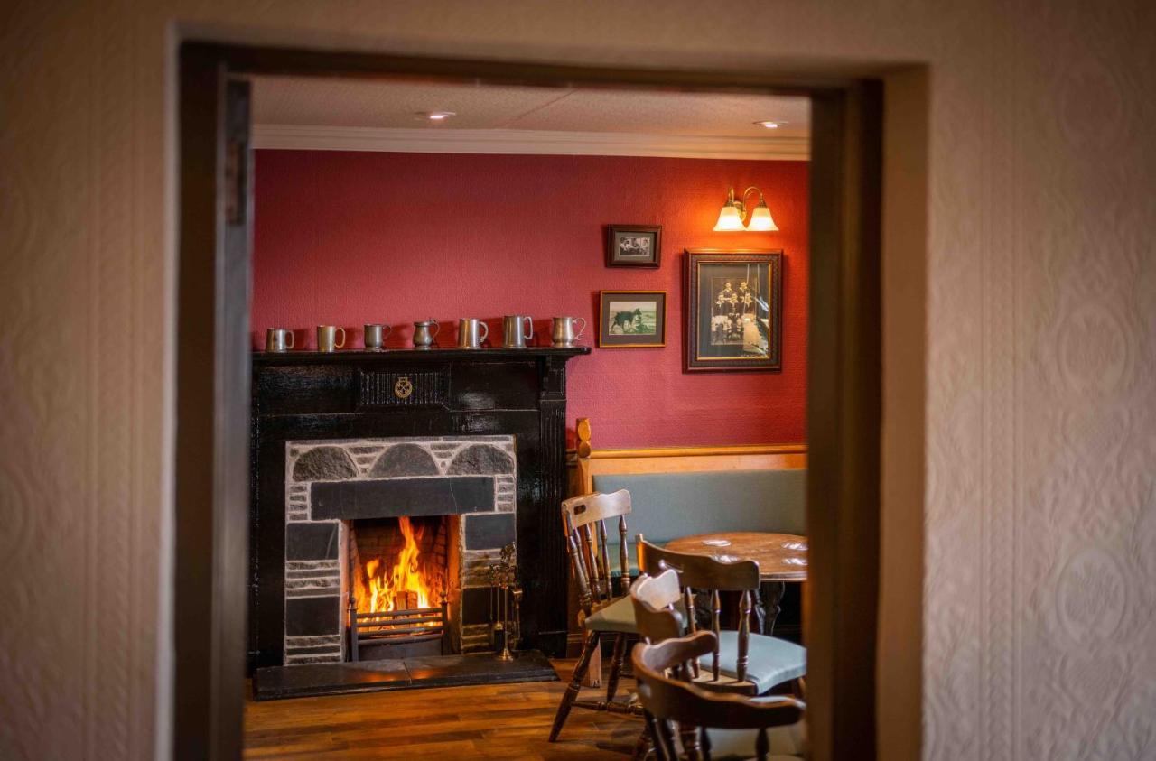 Cross Keys Inn Ettrickbridge Ettrickbridge End Exterior foto
